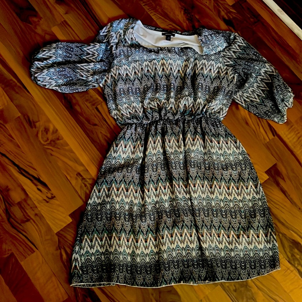 Very cute comfy dress!
